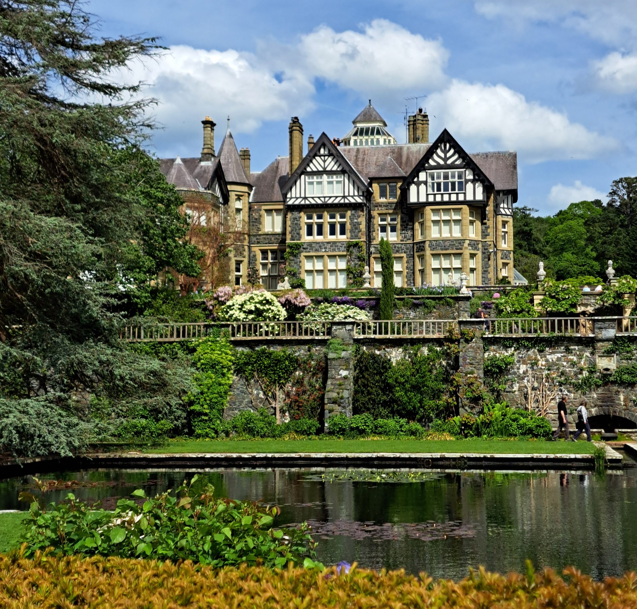 Discovering Gardens: Bodnant Gardens, North Wales